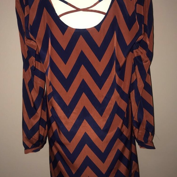 Chevron Dress 〰️ - Picture 6 of 6